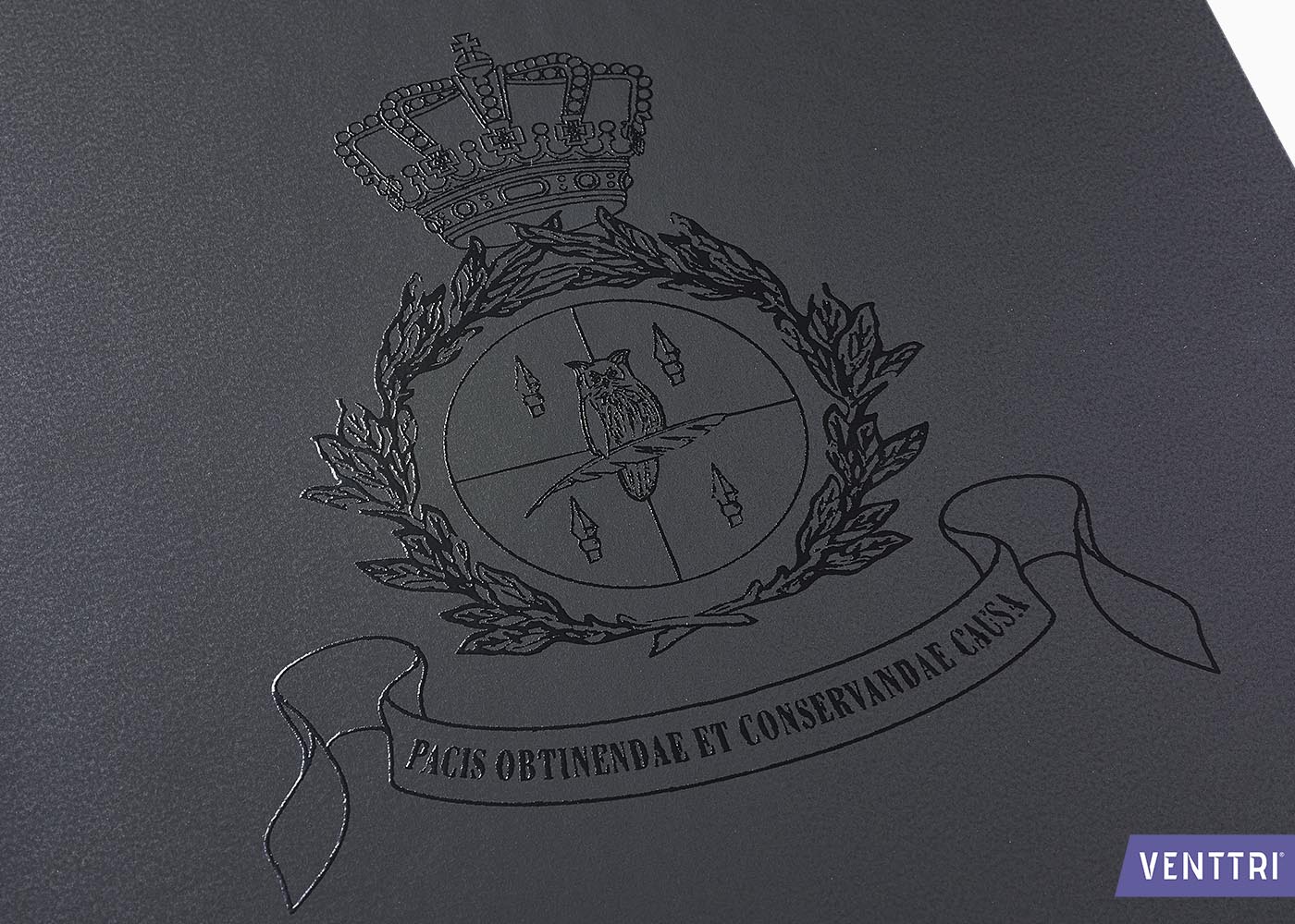 diplomamap op maat met spot UV opliggend logo